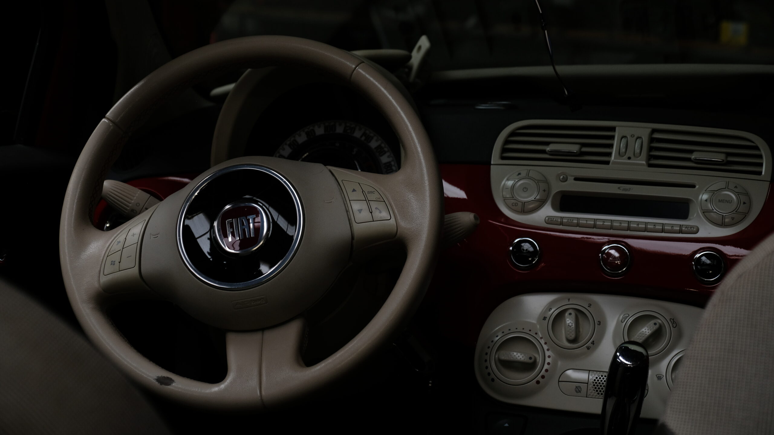 Fiat 500 red ad white interior